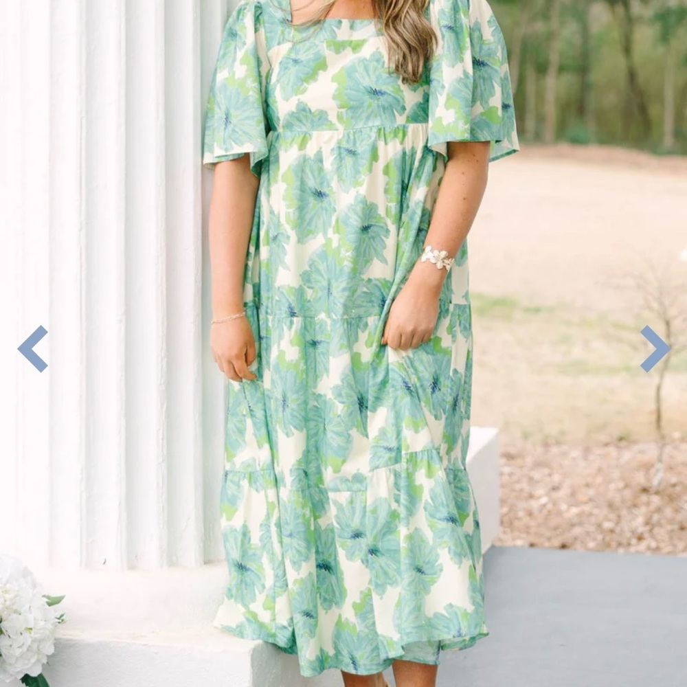 Chic Soul Green Floral Tiered Midi Dress